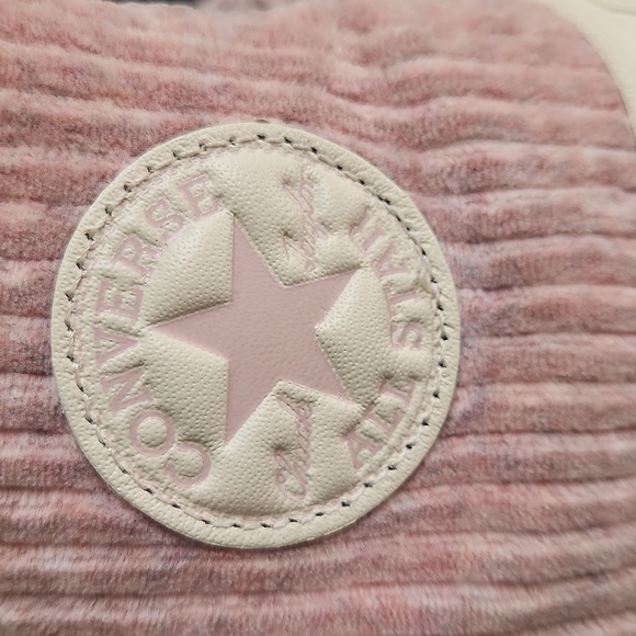 Chuck Taylor Converse Pink Corduroy High-Top Sneakers Size Women 10.5, Men 8.5 - Picture 3 of 9